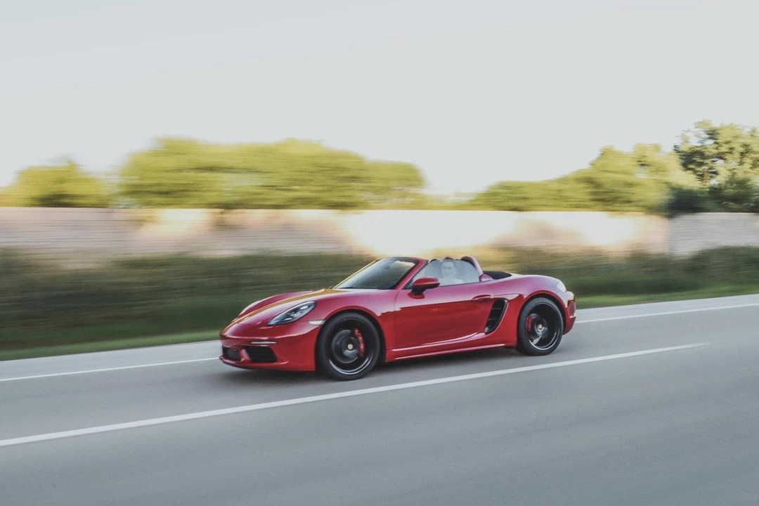 2017 Porsche 718 Boxster S - Image 5 of 31