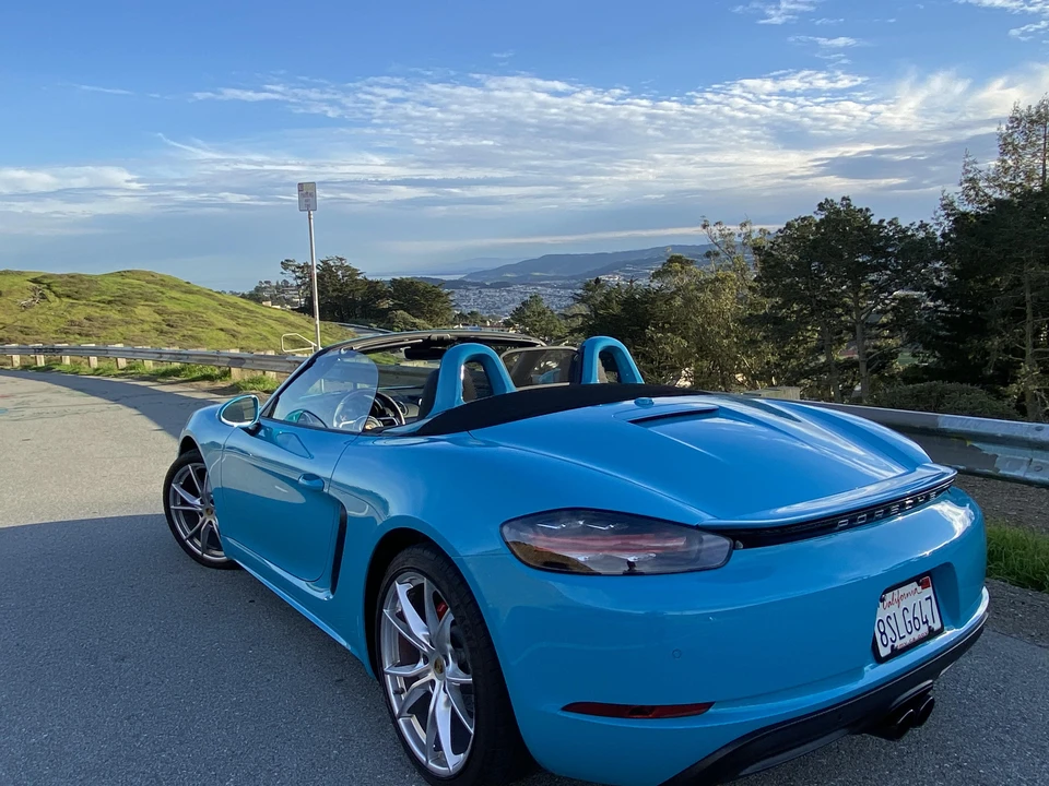 2017 Porsche 718 Boxster S - Image 11 of 31