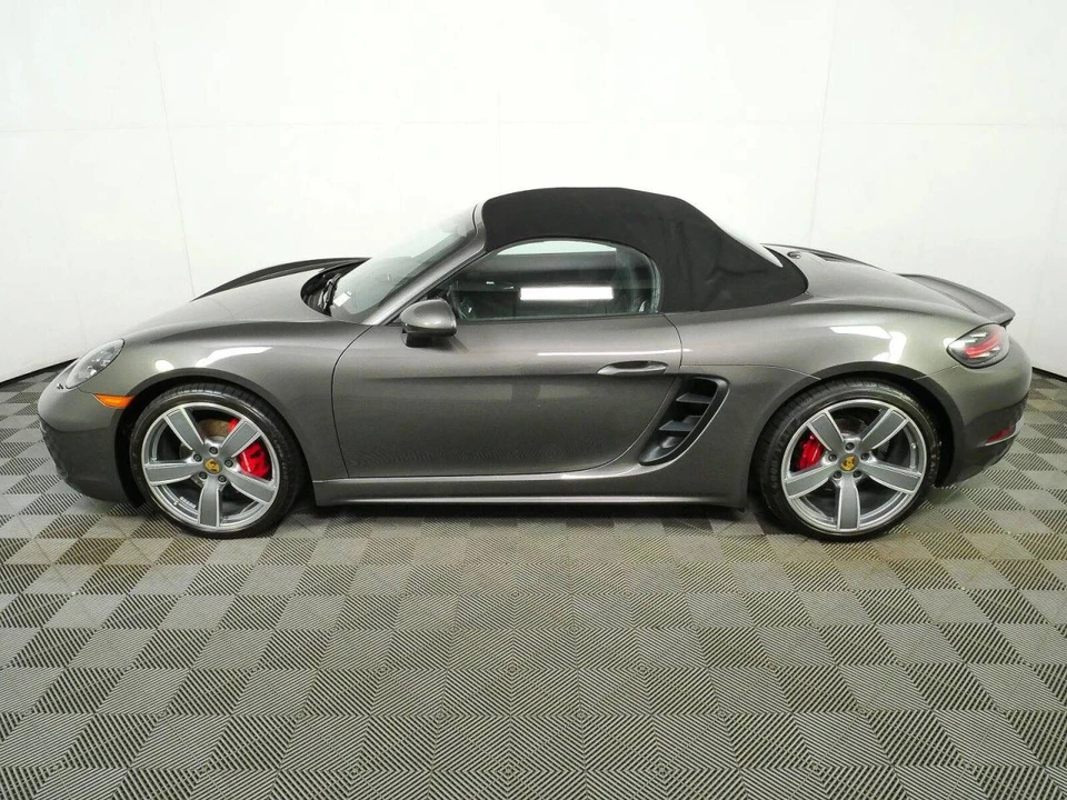 2017 Porsche 718 Boxster S - Image 2 of 5