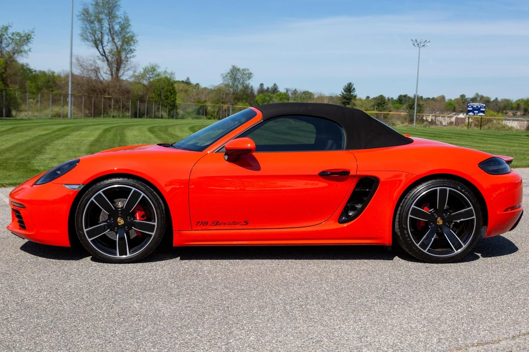 2017 Porsche 718 Boxster S - Image 3 of 31