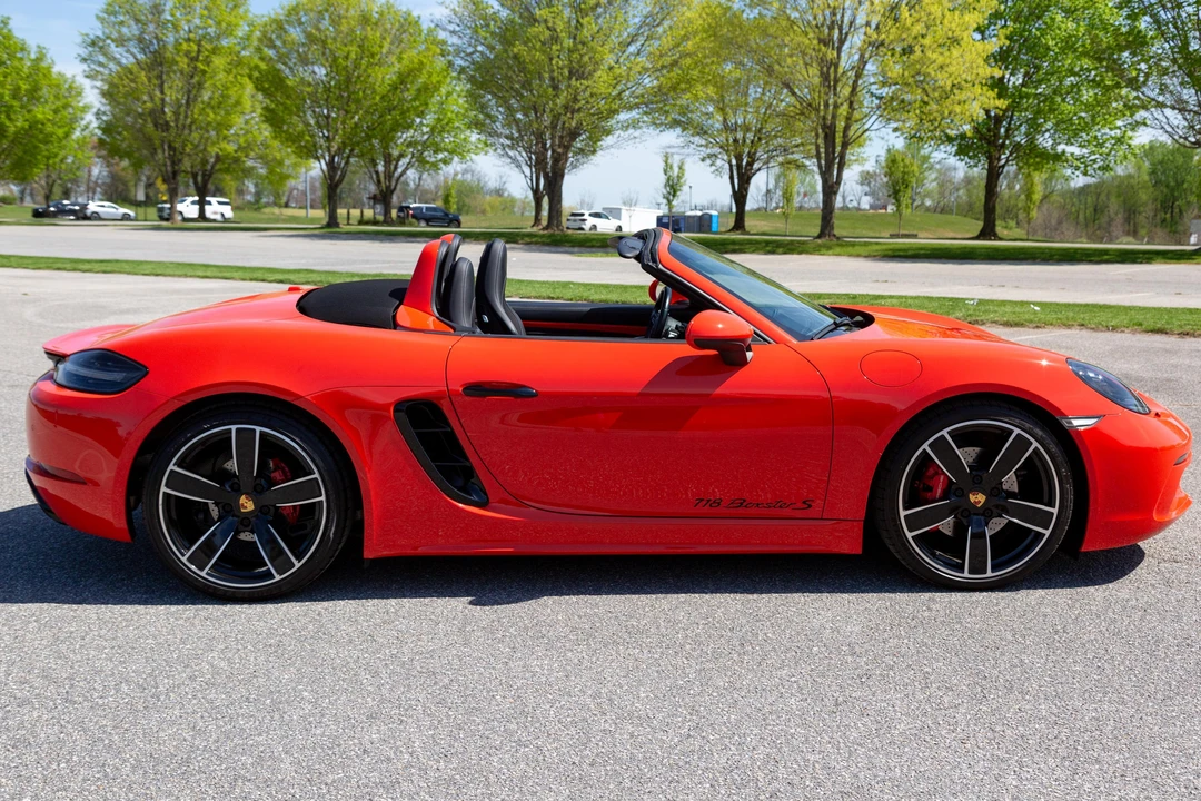 2017 Porsche 718 Boxster S - Image 11 of 31