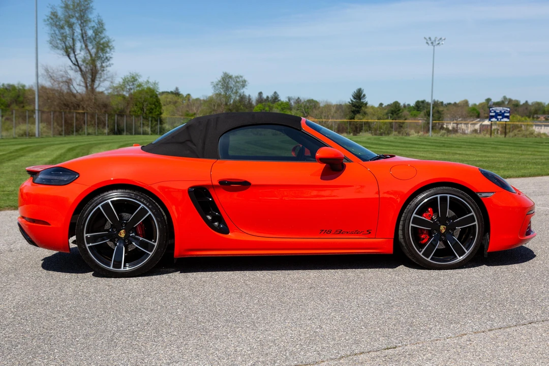 2017 Porsche 718 Boxster S - Image 17 of 31