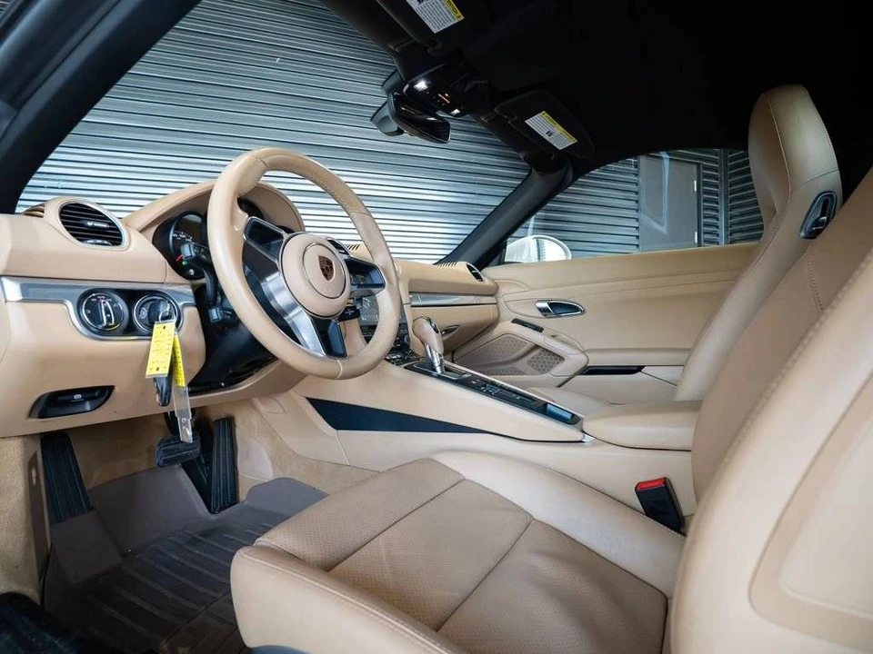 2017 Porsche 718 Boxster - Image 4 of 5