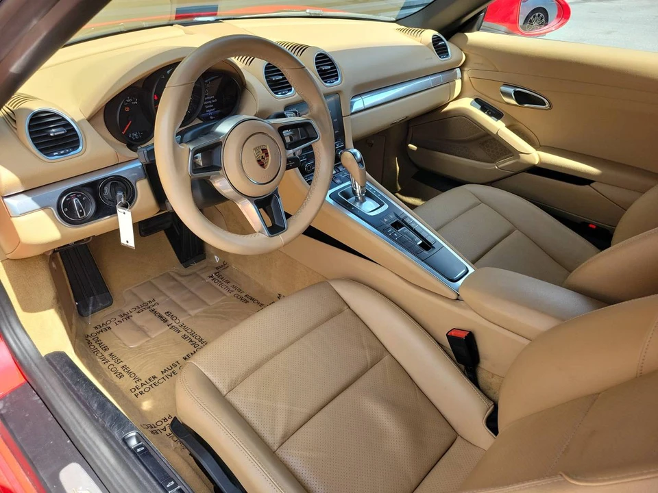 2017 Porsche 718 Boxster - Image 4 of 5