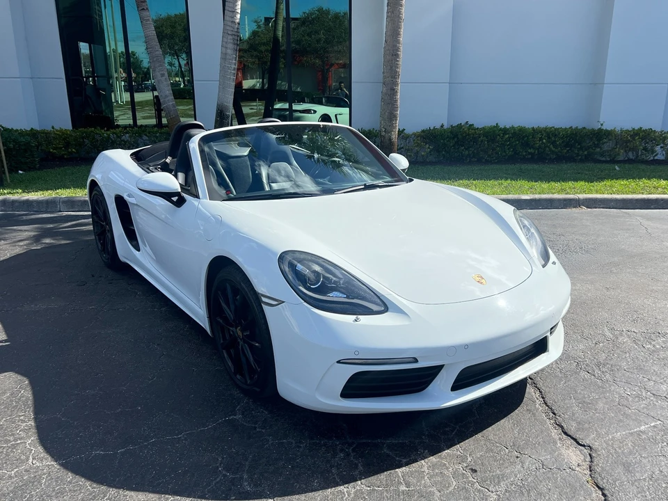 2017 Porsche 718 Boxster - Image 4 of 31