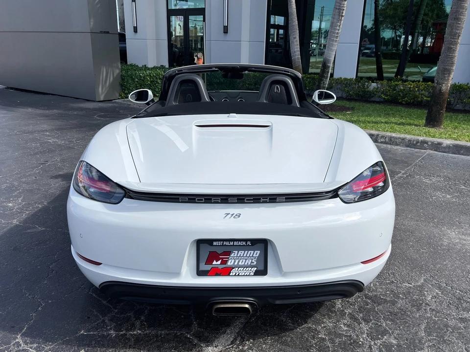 2017 Porsche 718 Boxster - Image 21 of 31