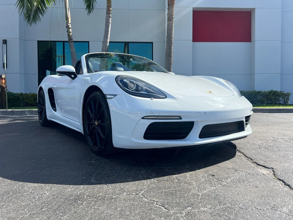 2017 Porsche 718 Boxster - Image 5 of 31