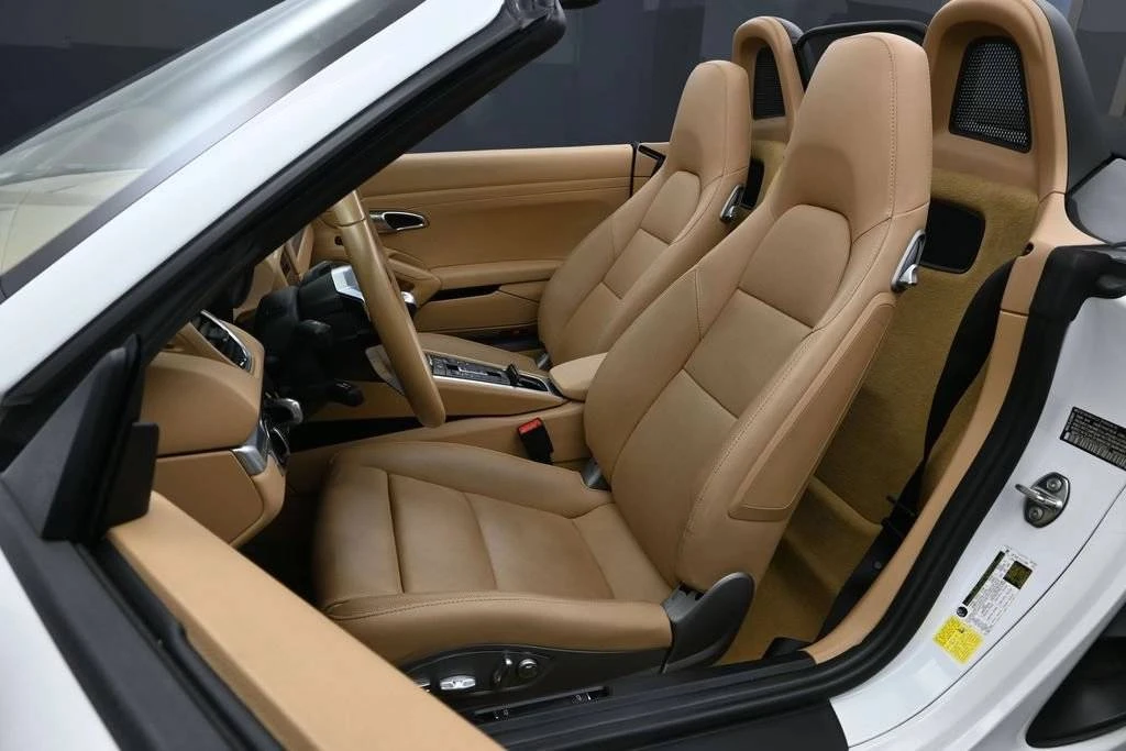 2017 Porsche 718 Boxster - Image 5 of 5