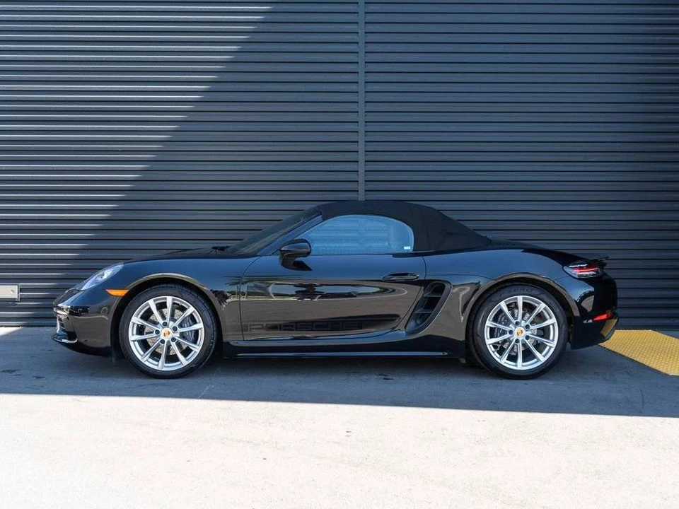2017 Porsche 718 Boxster - Image 2 of 5