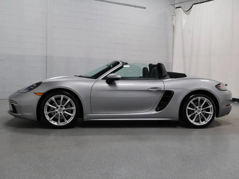 2017 Porsche 718 Boxster - Image 2 of 5