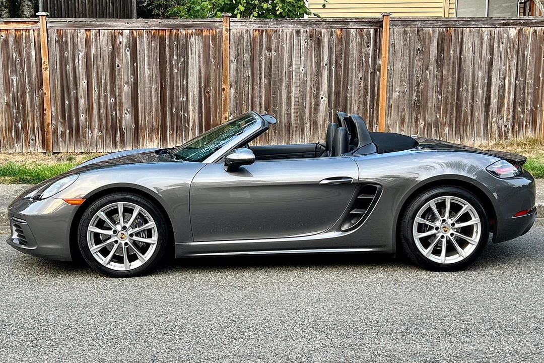 2017 Porsche 718 Boxster - Image 7 of 31