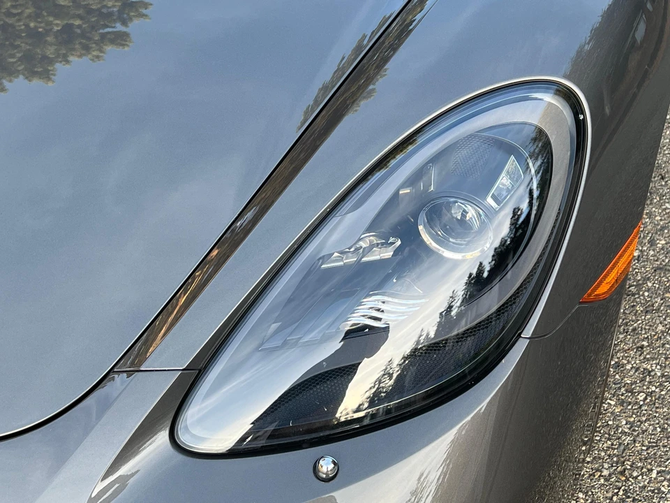 2017 Porsche 718 Boxster - Image 24 of 31