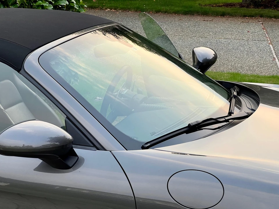 2017 Porsche 718 Boxster - Image 17 of 31