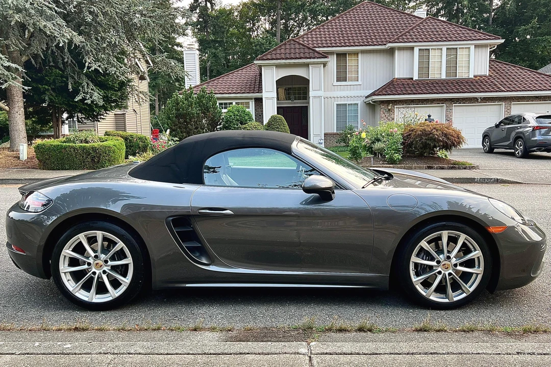 2017 Porsche 718 Boxster - Image 3 of 31