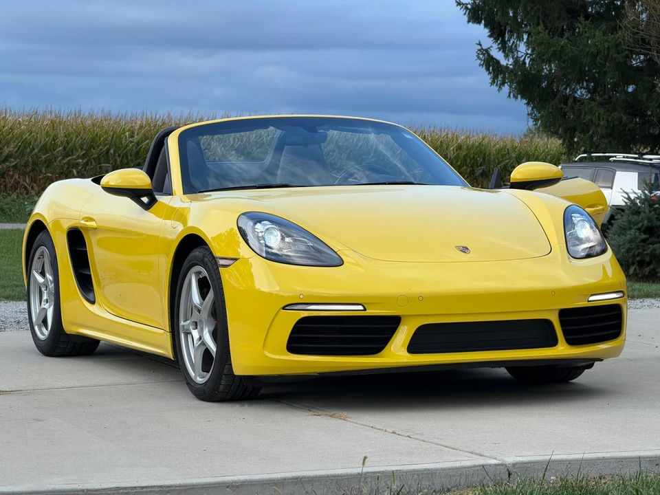 2017 Porsche 718 Boxster - Image 15 of 31
