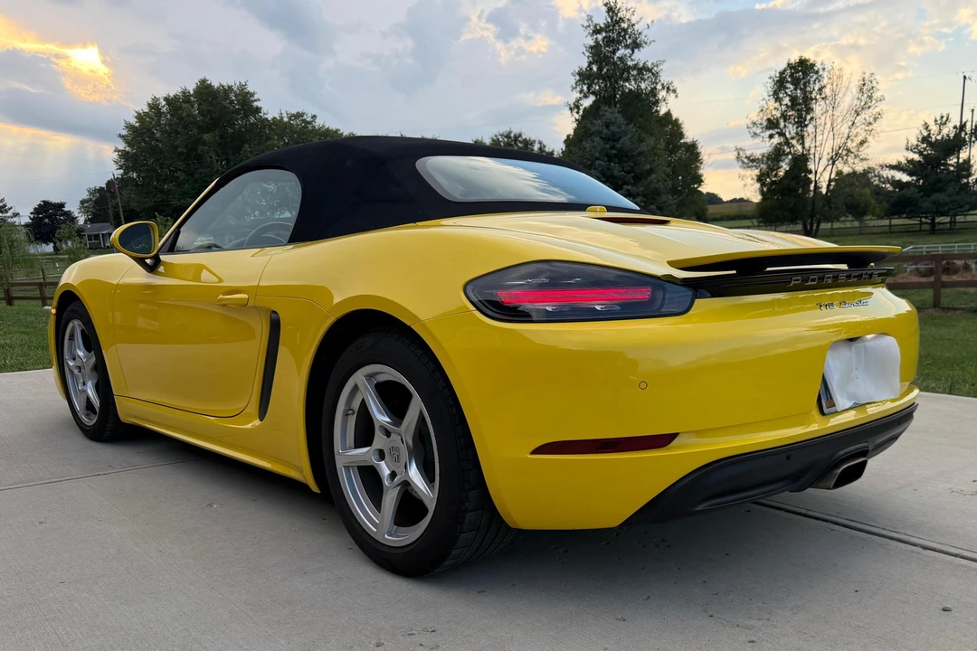 2017 Porsche 718 Boxster - Image 4 of 31