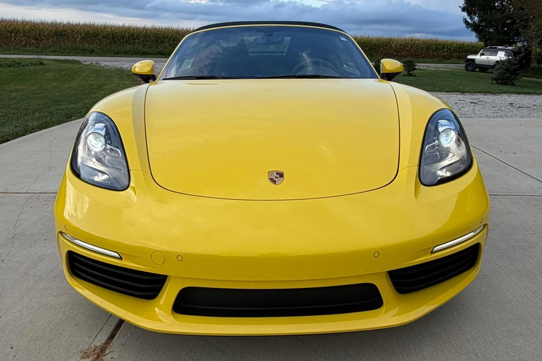 2017 Porsche 718 Boxster - Image 2 of 31