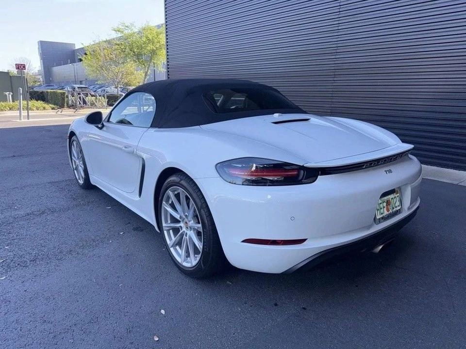 2017 Porsche 718 Boxster - Image 3 of 5