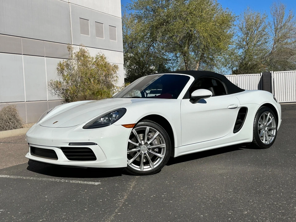 2017 Porsche 718 Boxster - Image 14 of 31