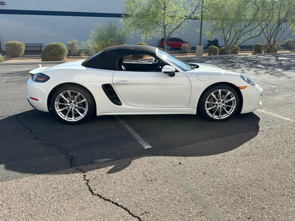 2017 Porsche 718 Boxster - Image 19 of 31