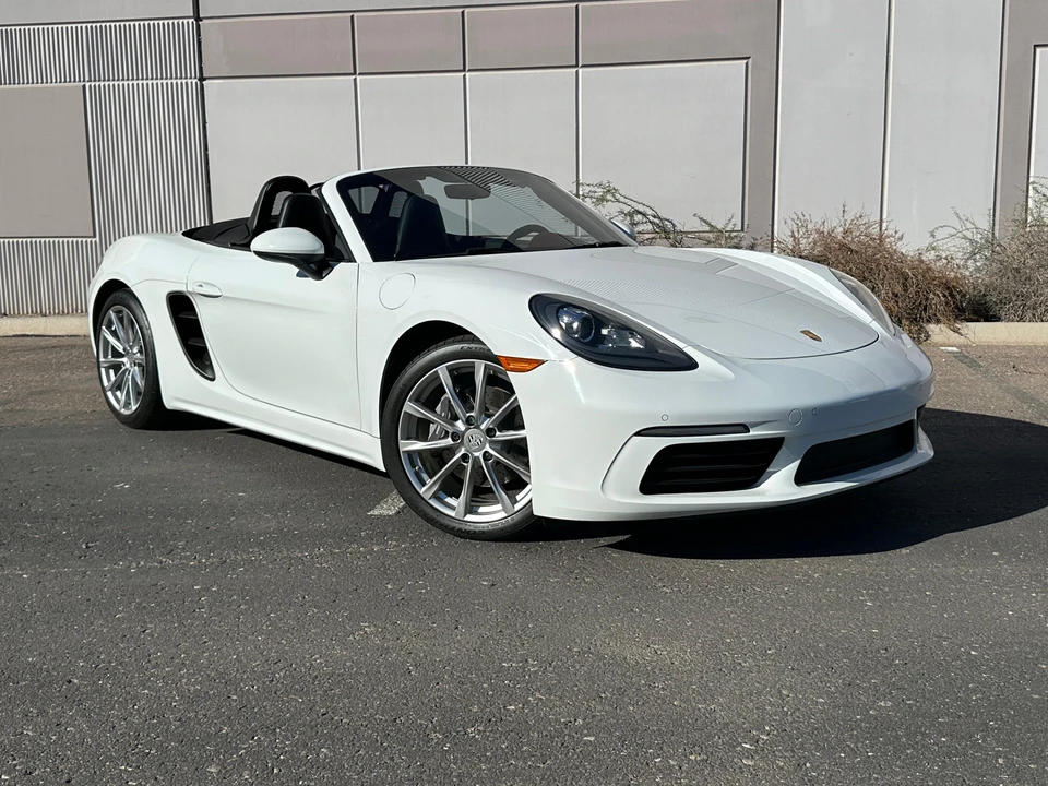 2017 Porsche 718 Boxster - Image 11 of 31