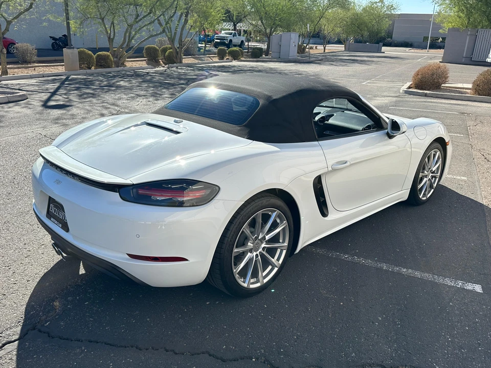 2017 Porsche 718 Boxster - Image 18 of 31