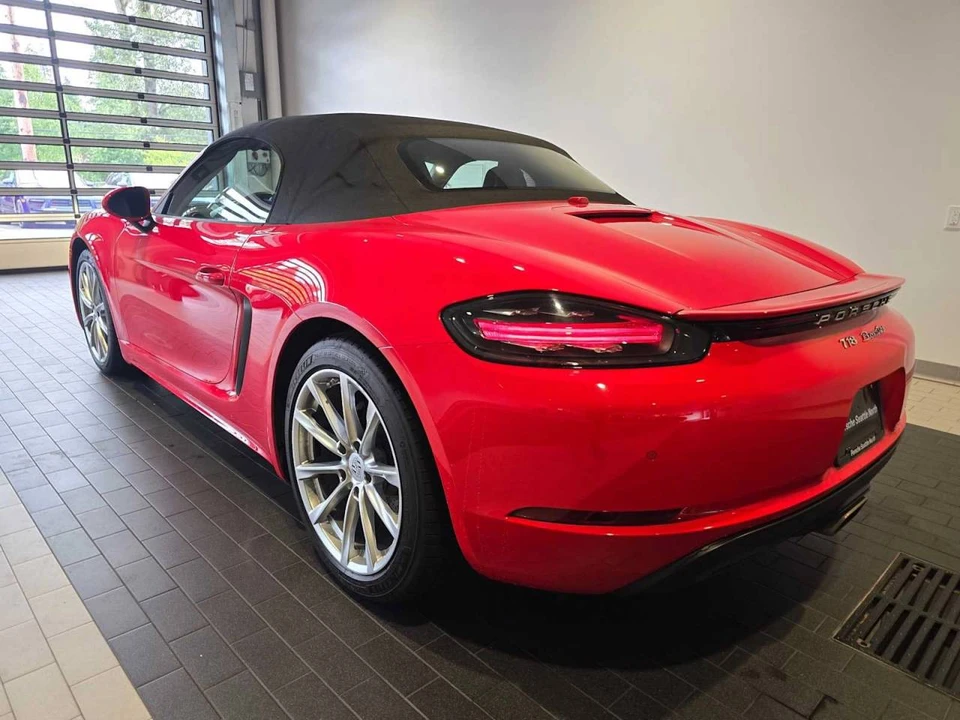 2017 Porsche 718 Boxster - Image 3 of 5