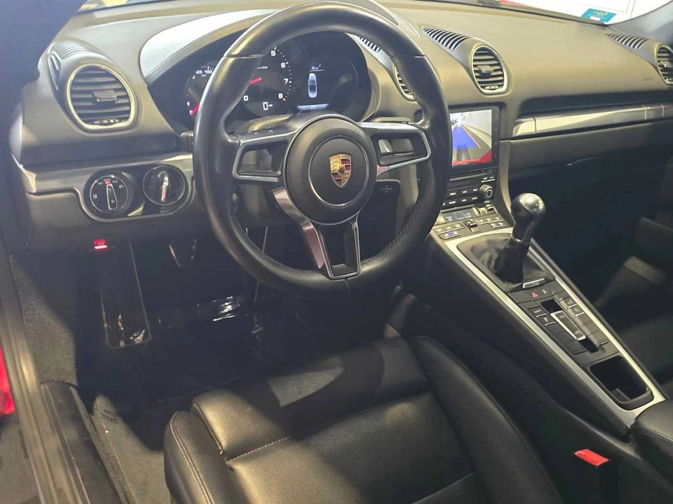 2017 Porsche 718 Boxster - Image 4 of 5