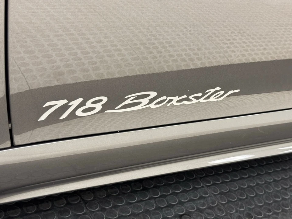 2017 Porsche 718 Boxster - Image 17 of 21