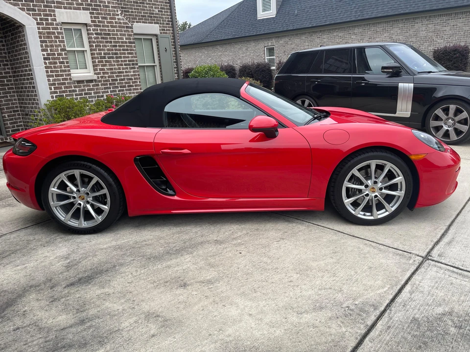2017 Porsche 718 Boxster - Image 18 of 31