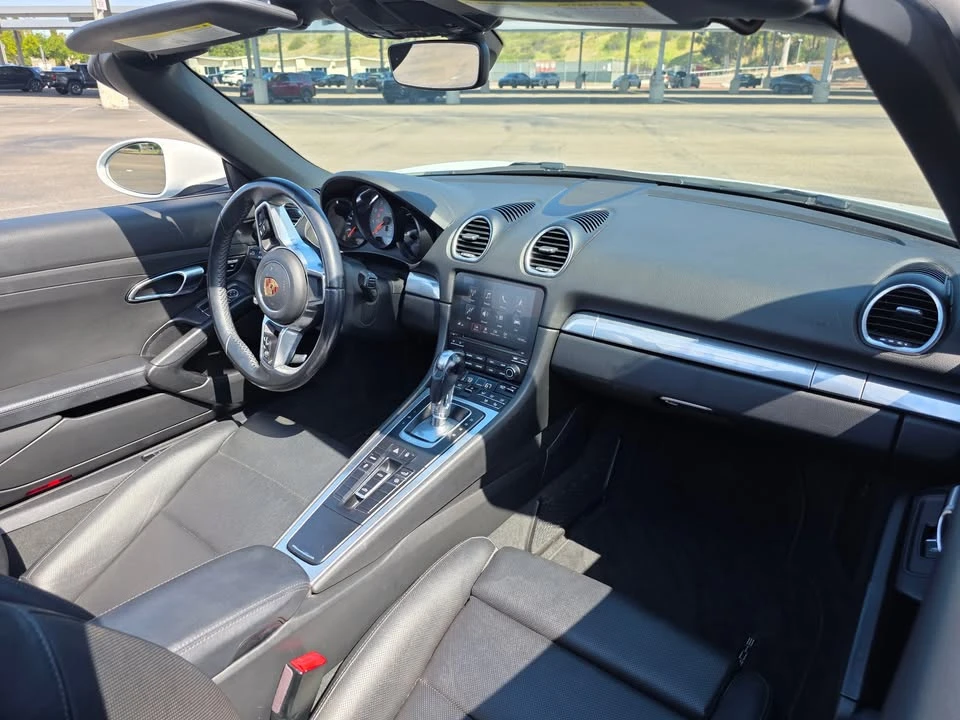 2017 Porsche 718 Boxster S - Image 15 of 19