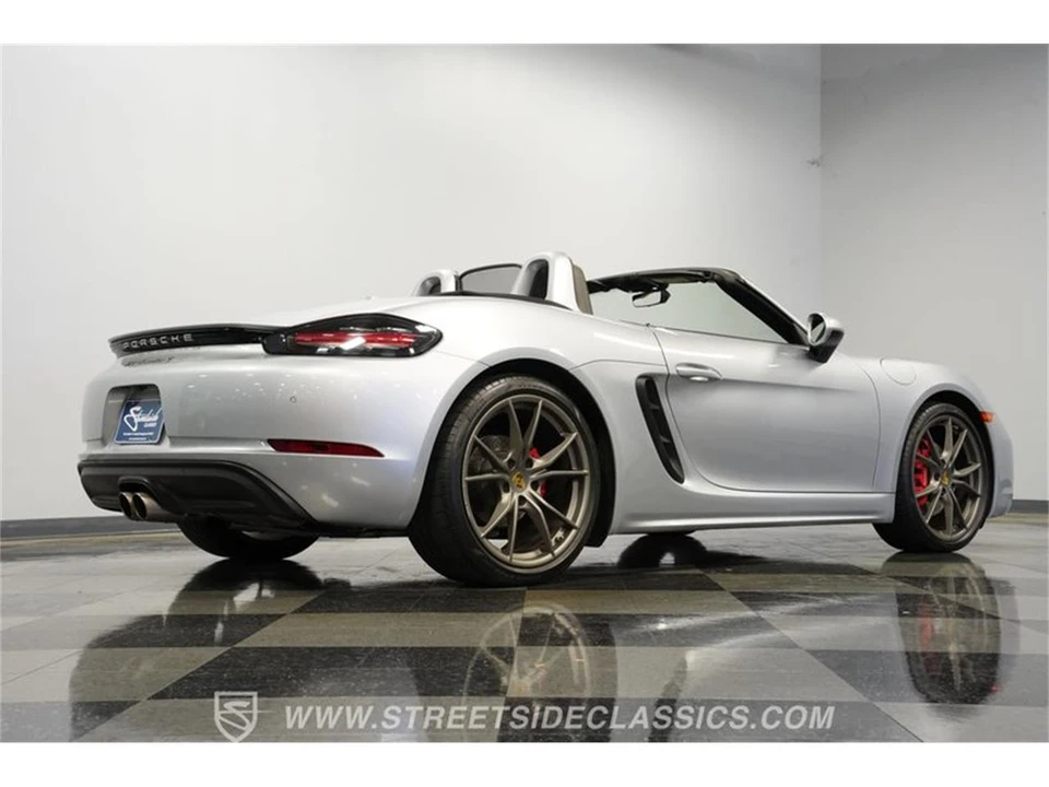 2017 Porsche 718 Boxster - Image 26 of 31