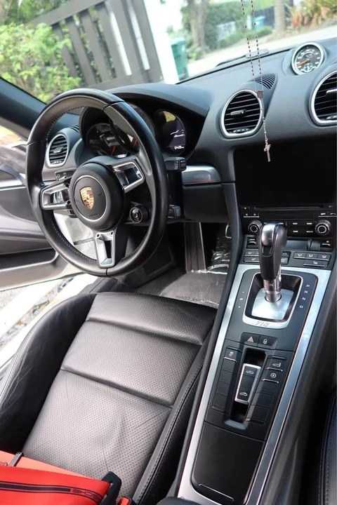 2017 Porsche 718 Boxster - Image 7 of 14