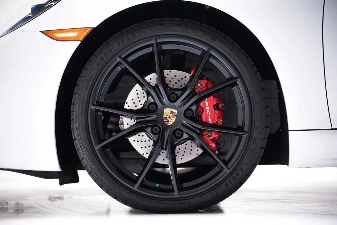 2017 Porsche 718 Boxster S - Image 12 of 30