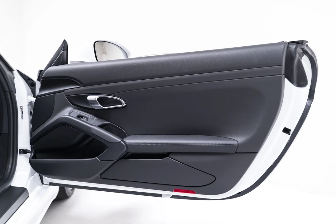 2017 Porsche 718 Boxster S - Image 29 of 30