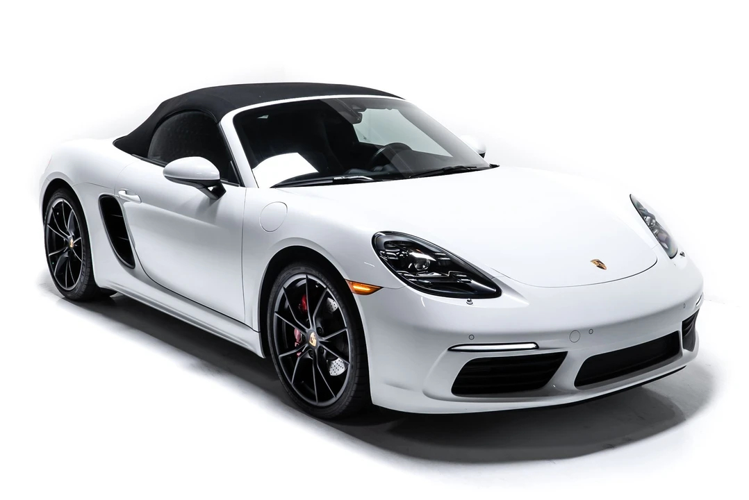 2017 Porsche 718 Boxster S - Image 2 of 30