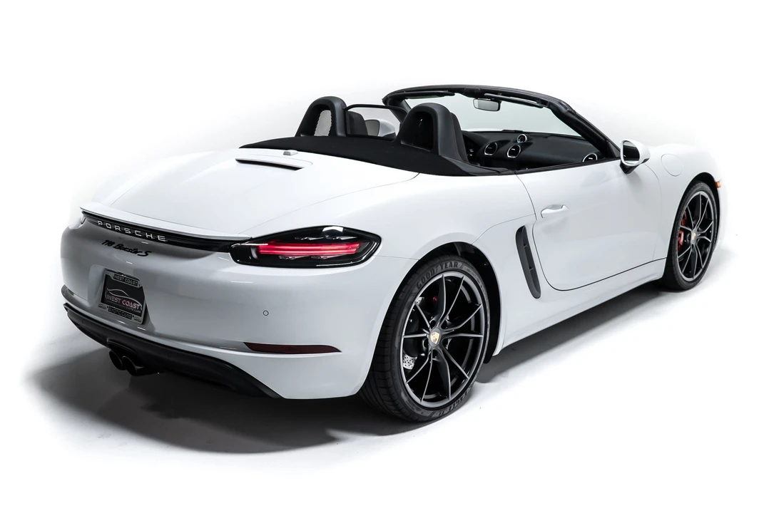 2017 Porsche 718 Boxster S - Image 4 of 30