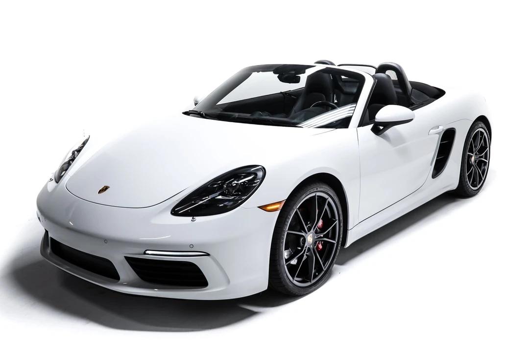 2017 Porsche 718 Boxster S - Image 8 of 30
