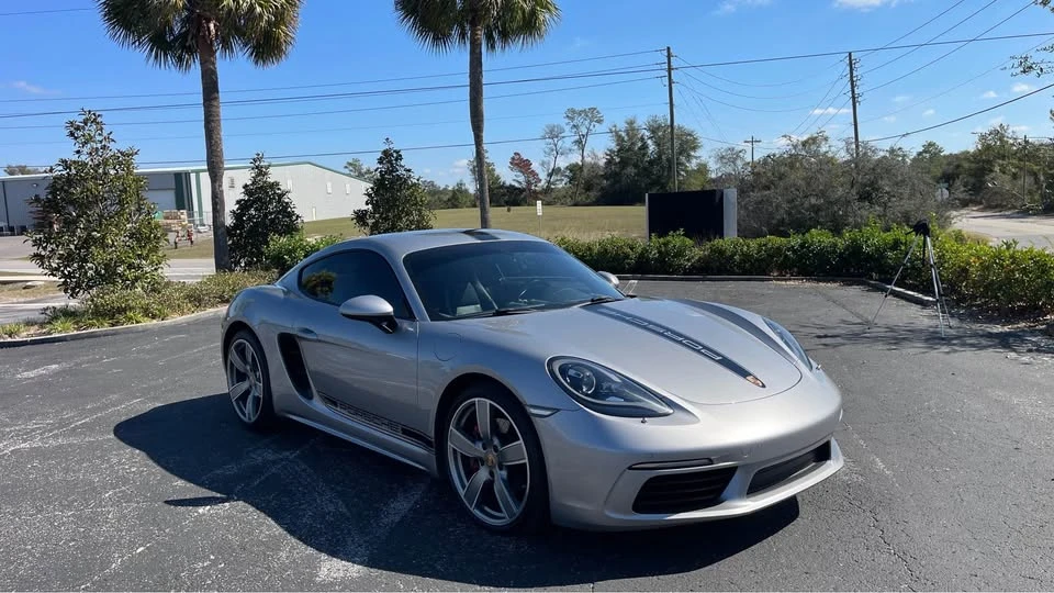 2017 Porsche 718 Cayman - Image 4 of 16