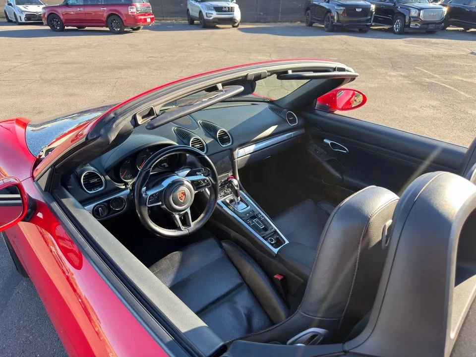 2017 Porsche 718 Cayman - Image 19 of 20