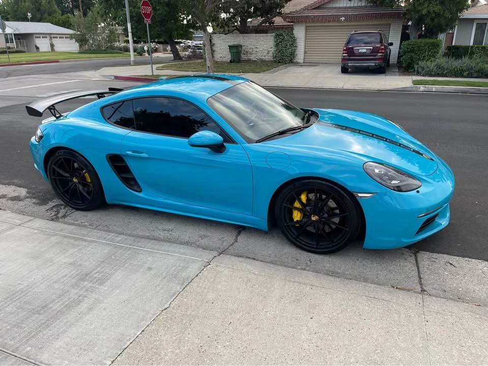 2017 Porsche 718 Cayman - Image 2 of 3