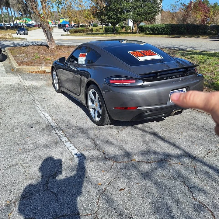 2017 Porsche 718 Cayman - Image 5 of 8