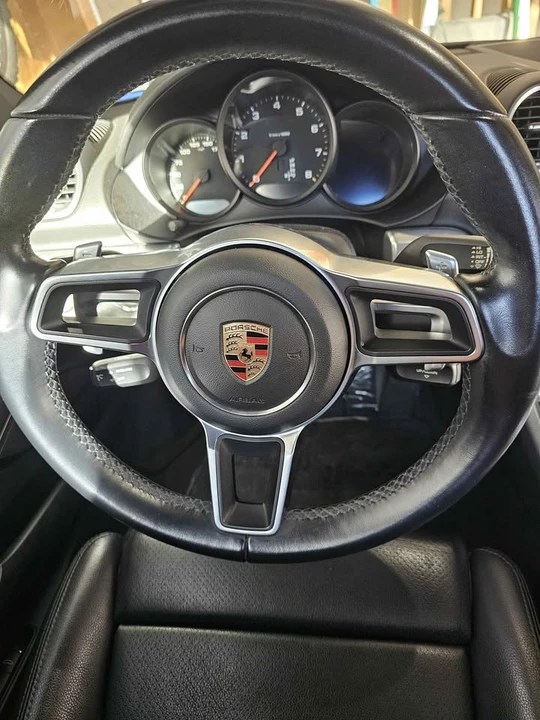 2017 Porsche 718 Cayman - Image 8 of 9