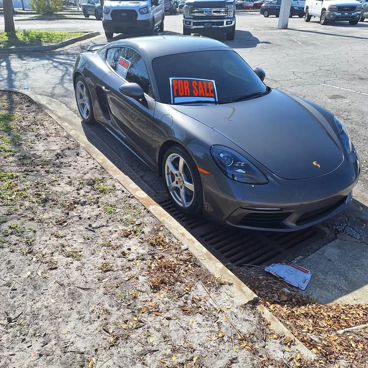 2017 Porsche 718 Cayman - Image 3 of 8