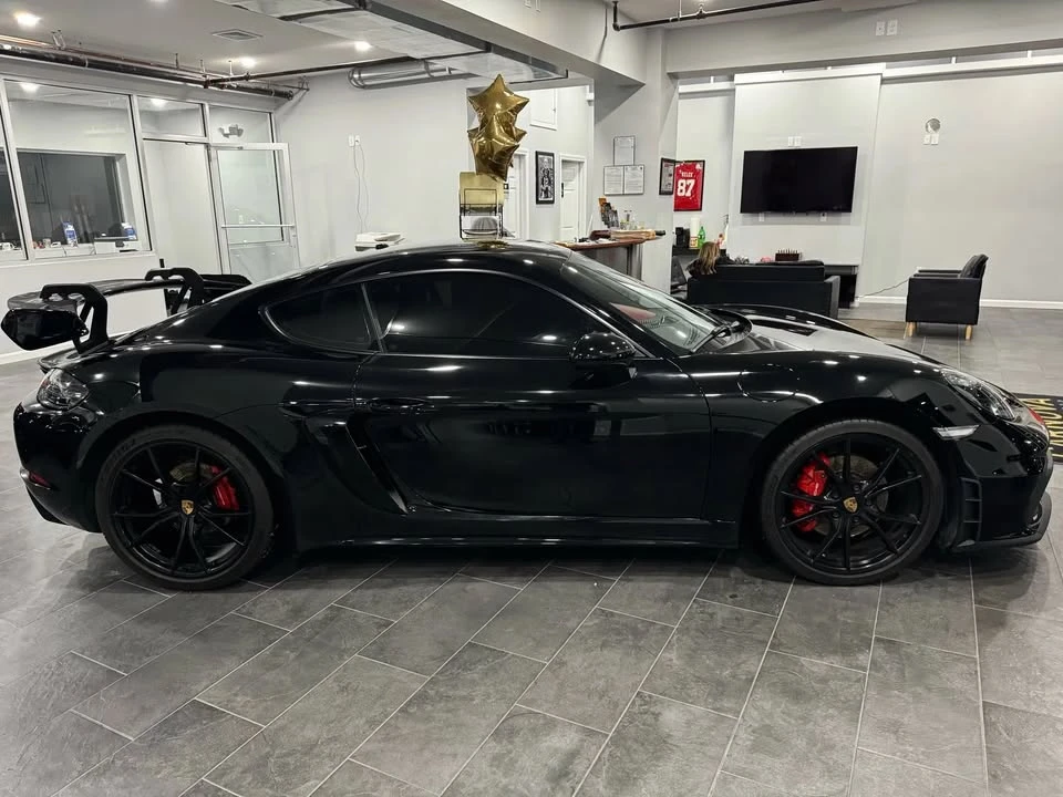2017 Porsche 718 Cayman - Image 8 of 20