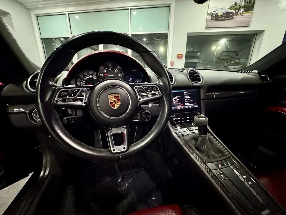 2017 Porsche 718 Cayman - Image 16 of 20