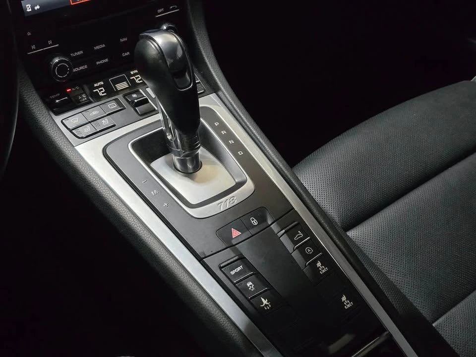 2017 Porsche 718 Cayman - Image 12 of 20