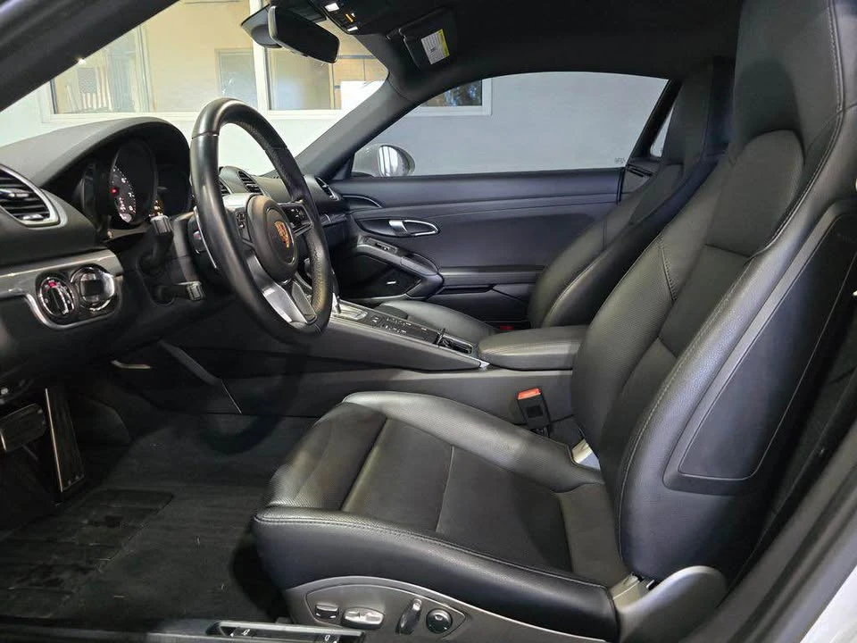 2017 Porsche 718 Cayman - Image 17 of 20
