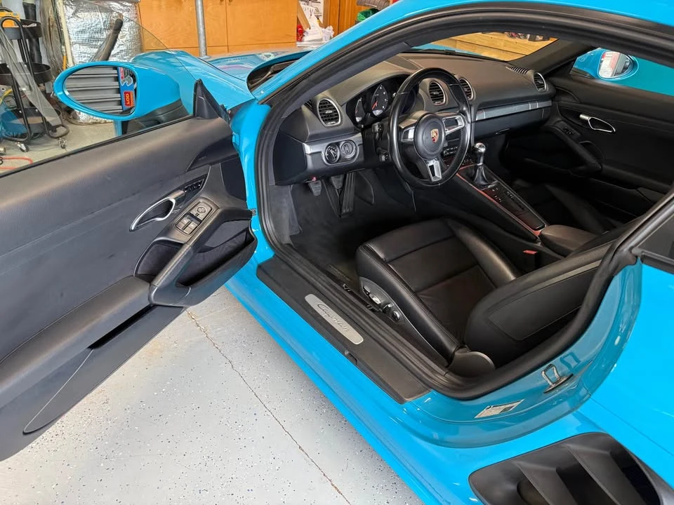 2017 Porsche 718 Cayman - Image 9 of 15