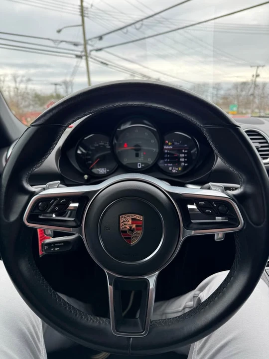 2017 Porsche 718 Cayman - Image 6 of 11